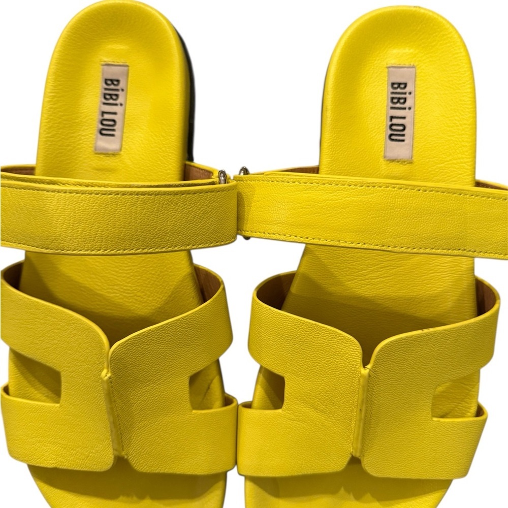 NWOB Bibi Lou Yellow leather colorful Cutout Slide Sandals Size 40/9.5 - Picture 3 of 7